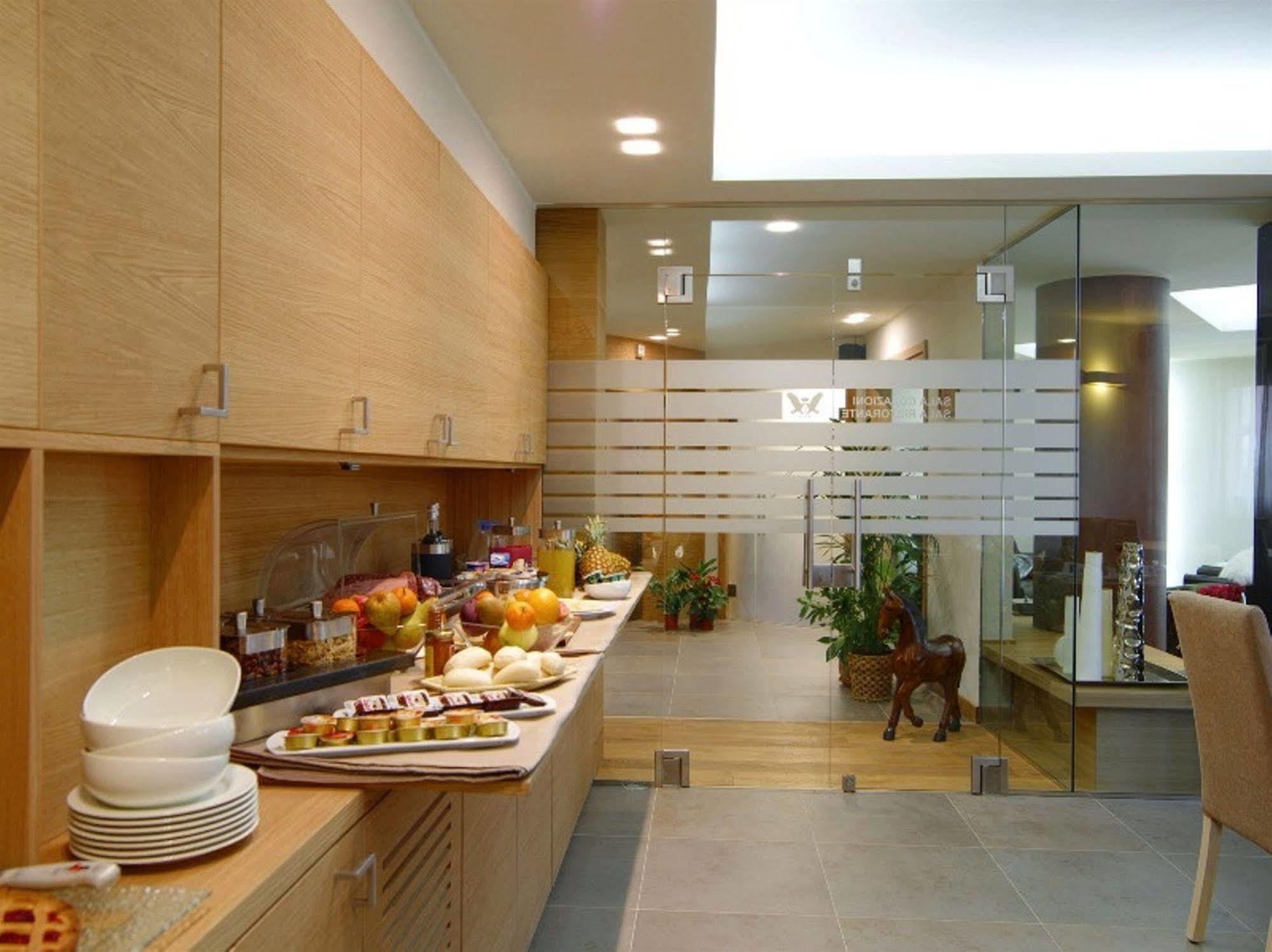 Hotel Natura Castel Di Sangro Buitenkant foto
