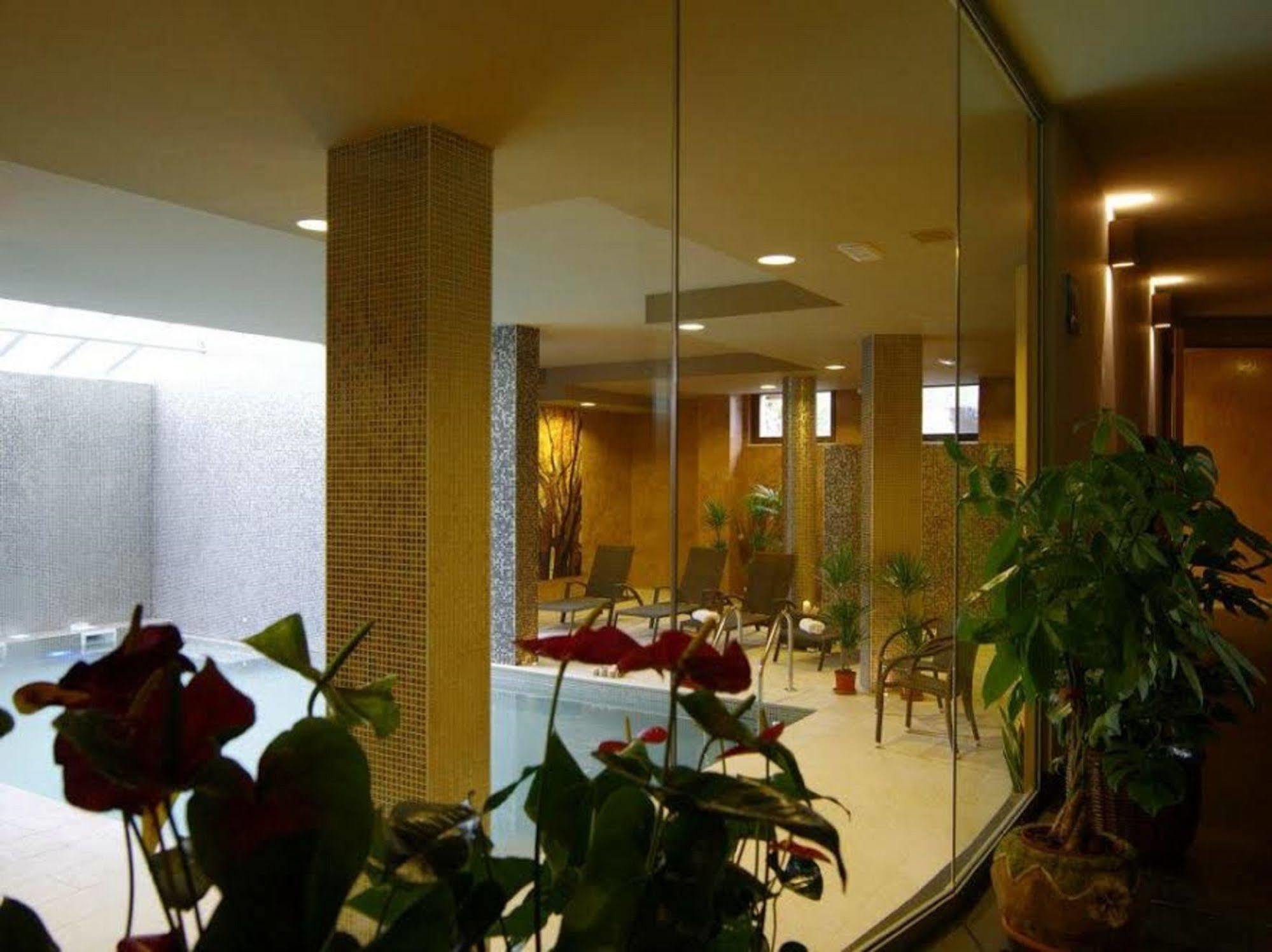 Hotel Natura Castel Di Sangro Buitenkant foto